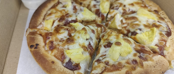 Bbq Chicken Pizza  9" 